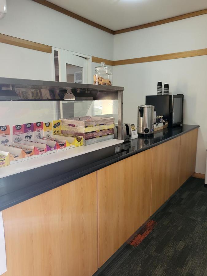 Banksia Motel Collie Bagian luar foto