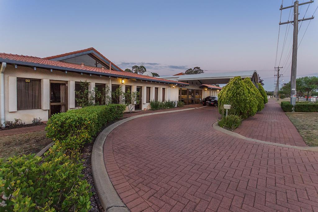 Banksia Motel Collie Bagian luar foto